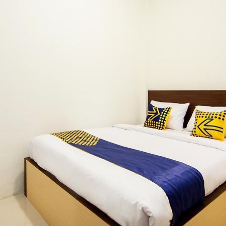 Oyo 2220 Pink'S Guest House Tarutung Exterior foto