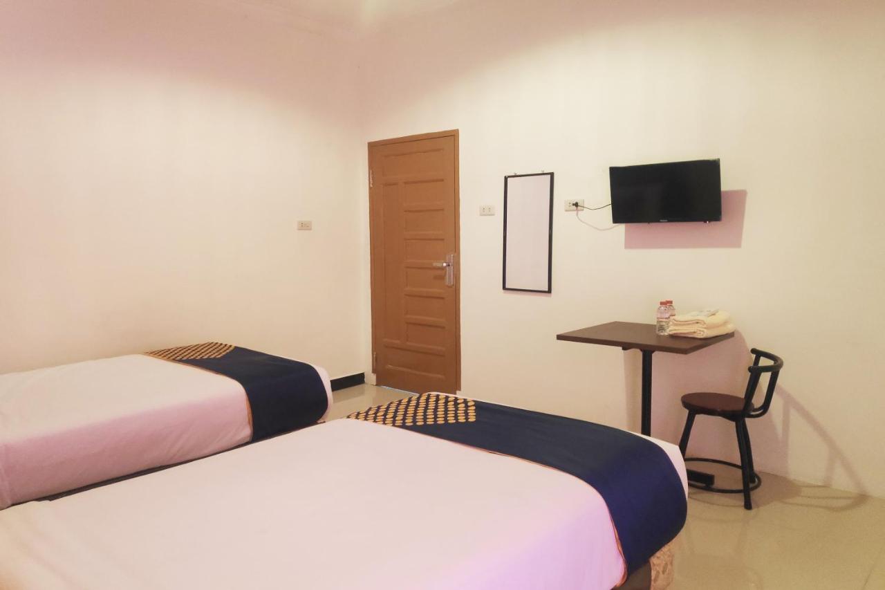 Oyo 2220 Pink'S Guest House Tarutung Exterior foto